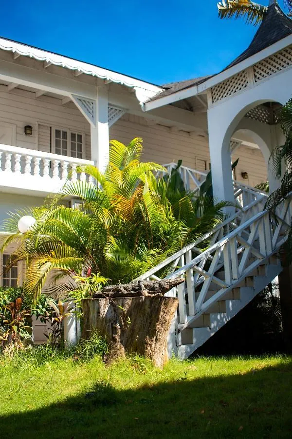 Merrils Deluxe Negril