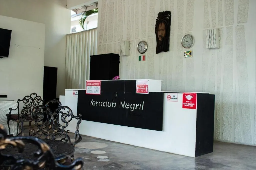 Hotel Merrils Deluxe Negril
